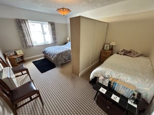 Photo 16- click for photo gallery